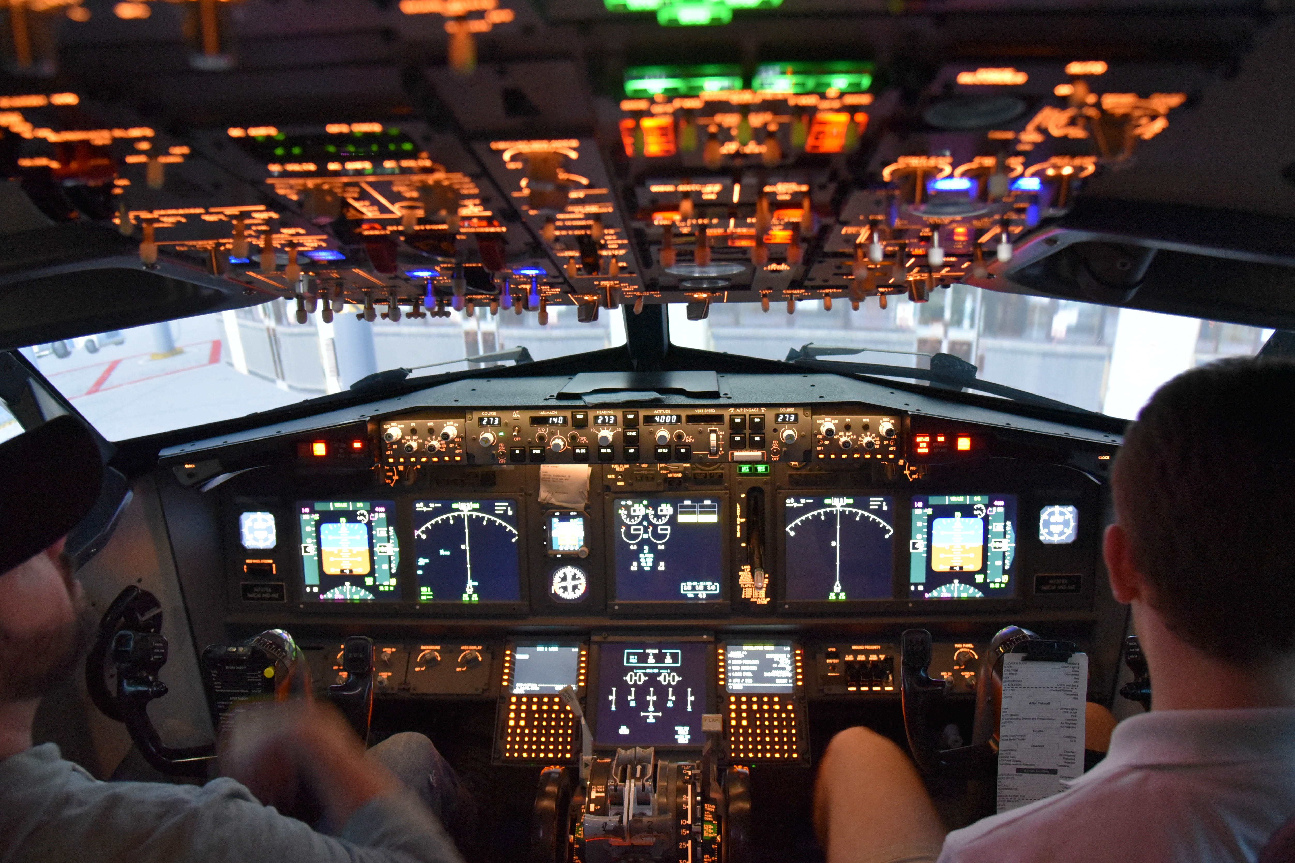 Boeing 737-NG Airliner Simulator