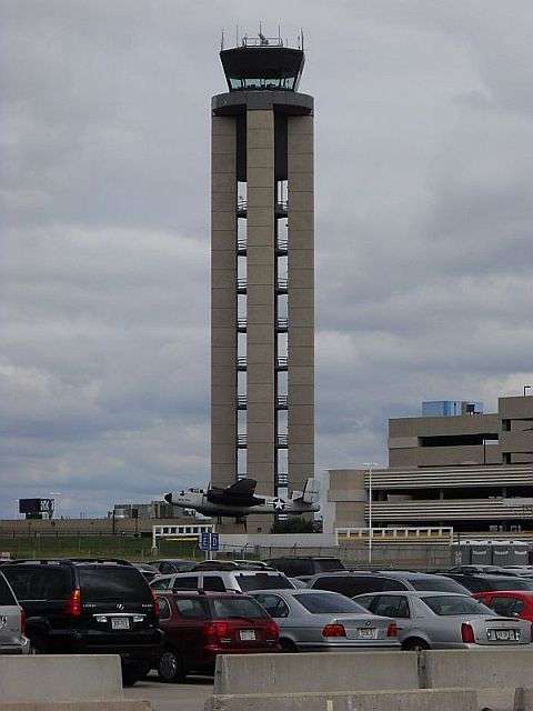 Milwaukee Mitchell Tower